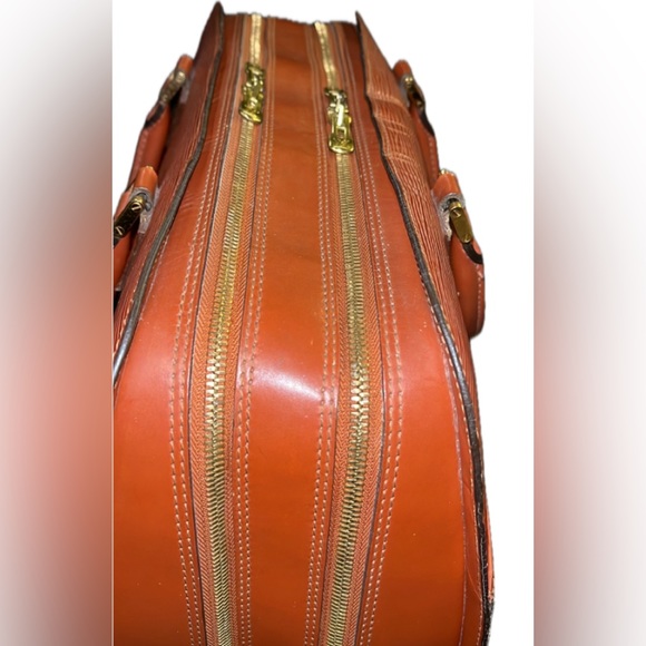 Authentic Louis Vuitton Epi Sorbonne Bag - Picture 10 of 16